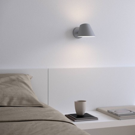 Wall Lamp Stay Short