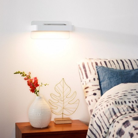 Aplique LED con repisa y USB Atkin (5W)