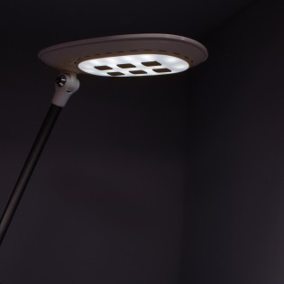 Oreon CCT LED Flexo mit Lautsprecher und USB (10W)