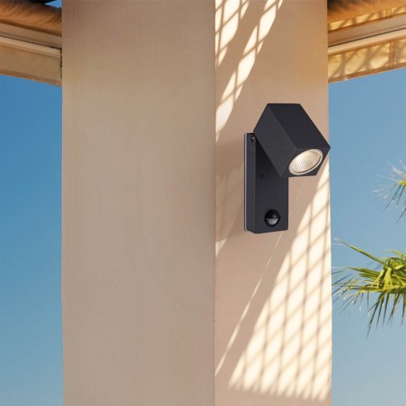 LED wall lamp with motion sensor LED Cala (5.6W)