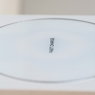 LED-Wandleuchte mit kabellosem Rob-Ladegerät (5+3W)