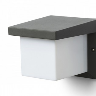 Outdoor wall light Hide II