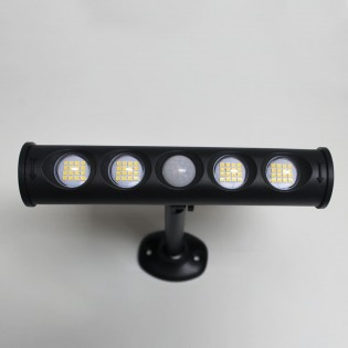 Solar-LED-Außenstrahler mit Bewegungssensor Mix (8W)