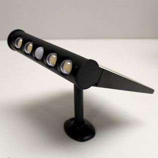 Solar LED outdoor spotlight with sensor Mezco (8W)