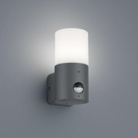 Wall light Hoosic with movement sensor