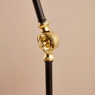 Lámpara de pie orientable Tesira Negro