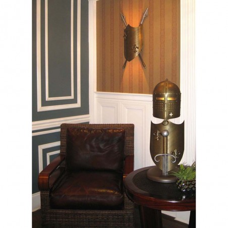 Wall Lamp Crusader