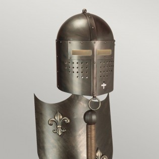 Table Lamp Crusader