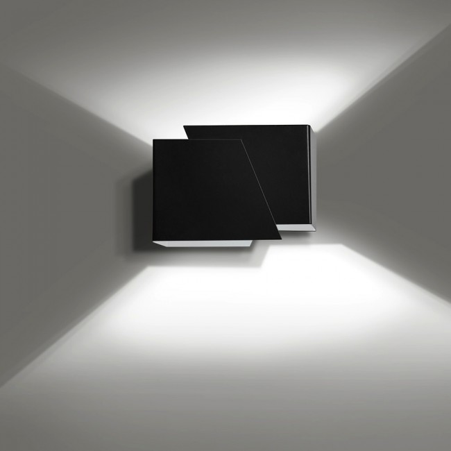 Corzo Black Wandleuchte