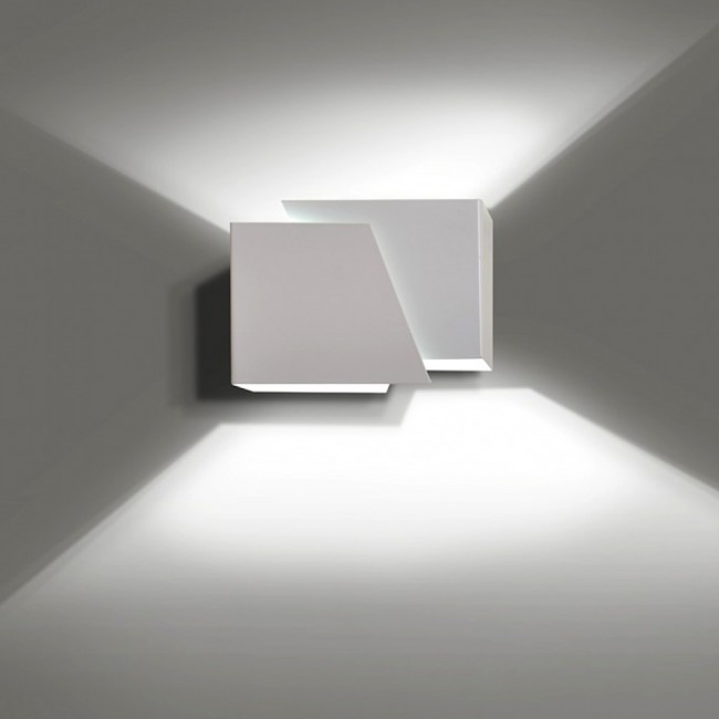 Corzo White Wandleuchte