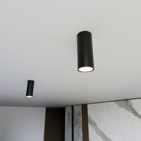 Surface spotlight Oscar Black