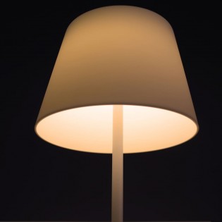 Sora Wood Dim LED Tischlampe (3W)