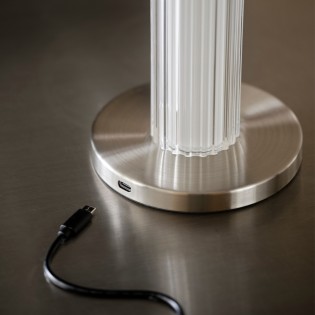 Lámpara de mesa portátil LED Trezzi (5W)