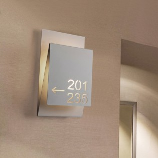 Wall Lamp Zeta Signal