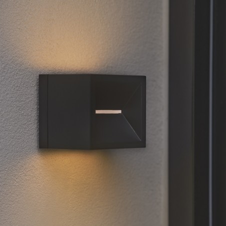 Outdoor LED Wall Lamp Rivo (8W)