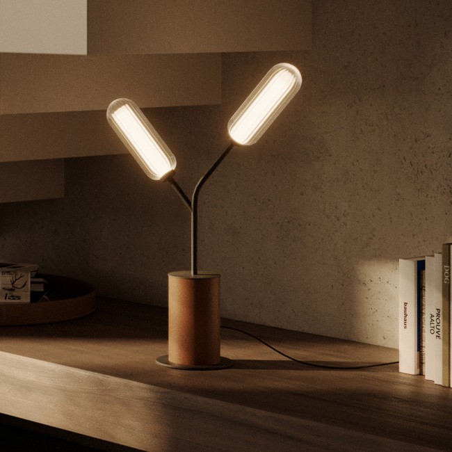 Lámpara de mesa LED Lari (2x9W)