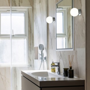 Bathroom's wall lamp Sena