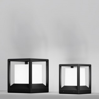 Outdoor pedestal lamp Trim II