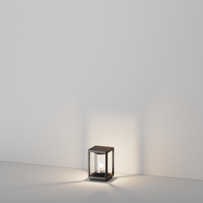 Pedestal Lamp Cell