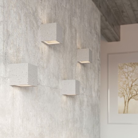Tolu cement wall light