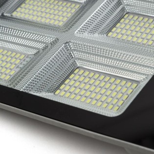 Farola LED 150W 7.500Lm 6000ÂºK IP65 Solar Sensor 40.000H