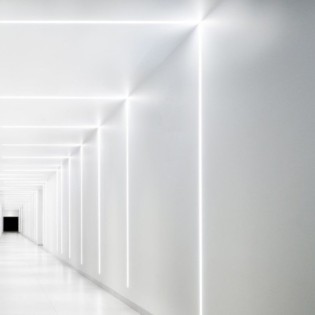 9mm Recessed Aluminum Profile for 1m LED Strip, IP25, CE Certified