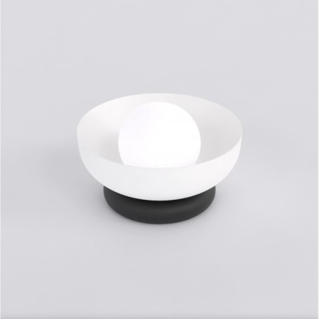 Fenko white and black table lamp