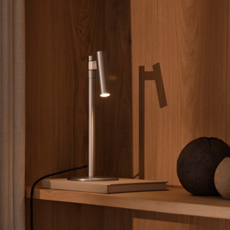 Lámpara de mesa Makoto