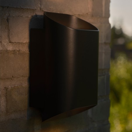 Nico 22 Round Maxi outdoor wall light.