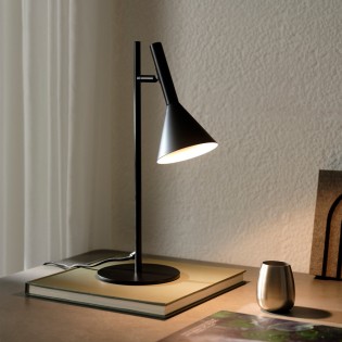 Kelvis table lamp