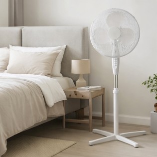 Luno 3-speed pedestal fan...