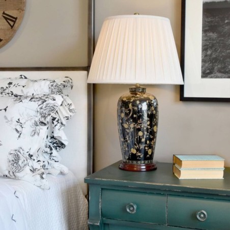 Black Birds Table Lamp