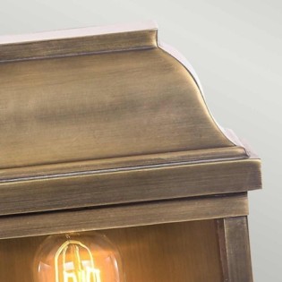 Victoria outdoor Wall Lamp