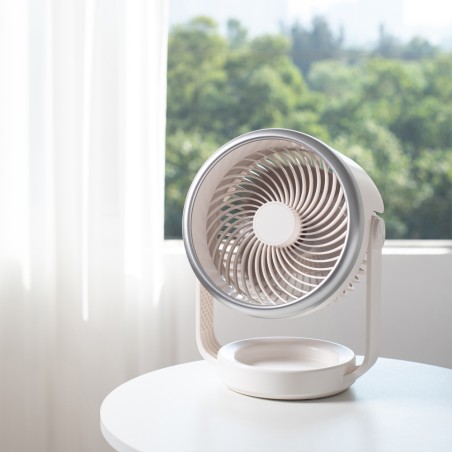 Brisita 4-speed battery-powered table fan