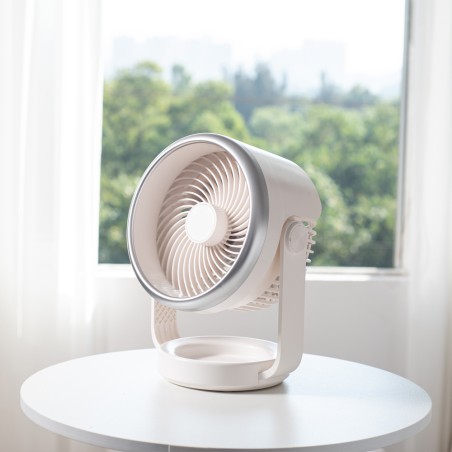 Brisita 4-speed battery-powered table fan