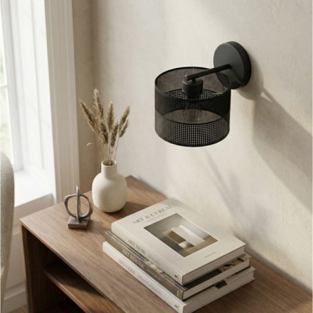 Lomis Black Wall Lamp