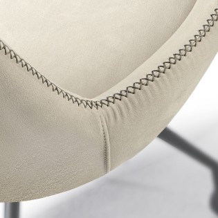 Diane chair with wheels