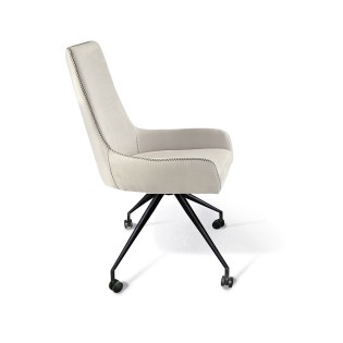 Diane chair with wheels