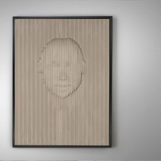 Beige Bas-Relief Face (90x120)