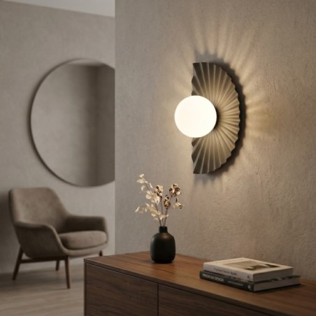 Valbona Black Opal Wall Lamp