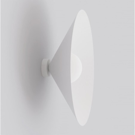Osum L White Opal Wall Lamp