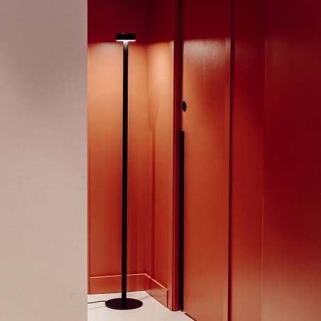 LED floor lamp Peak Lane 132 (15W)