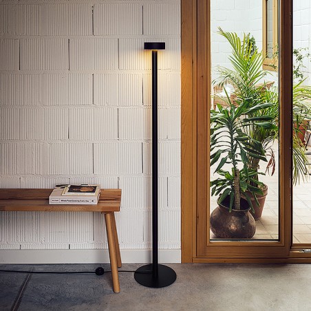 LED floor lamp Peak Lane 170 (15W)