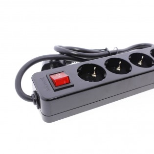 Five sockets black base with switch