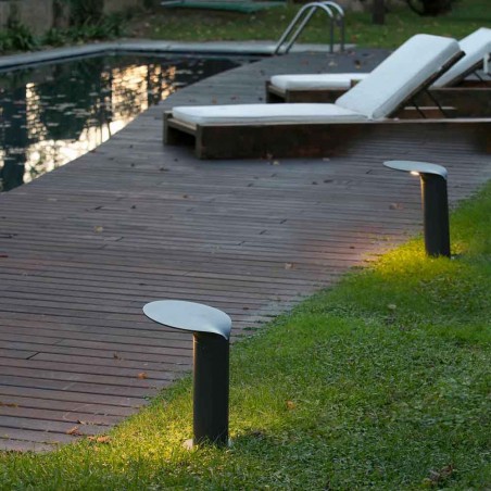 Outdoor Pedestal light LED Lotus (18W)