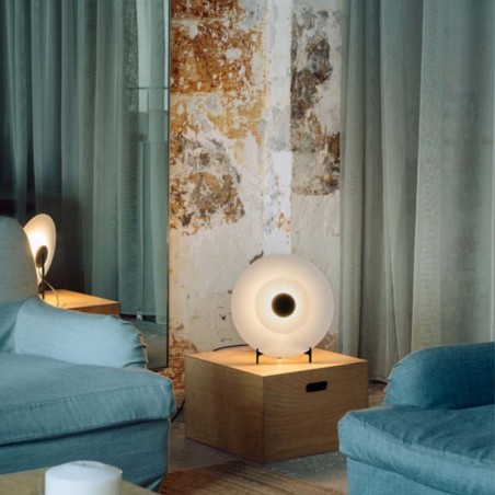 Table lamp Halos LED (9,6W) by Milan Lighting. Made in Barcelona