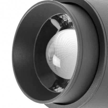 Foco proyector LED Plom con ángulo regulable (7W)