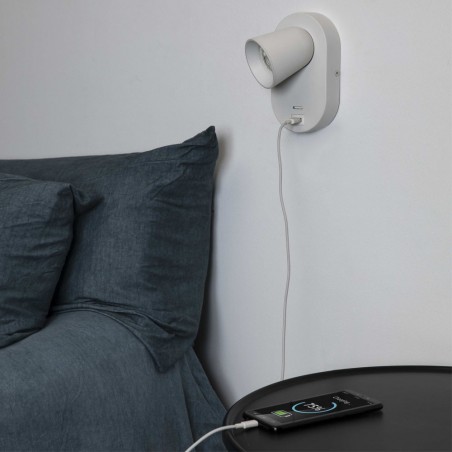 Aplique orientable con USB Corb
