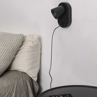 Aplique orientable con USB Corb