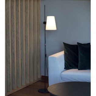 Lámpara de pie Lupe